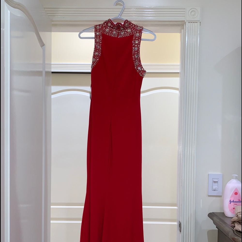 Dress - Picture 2 of 3